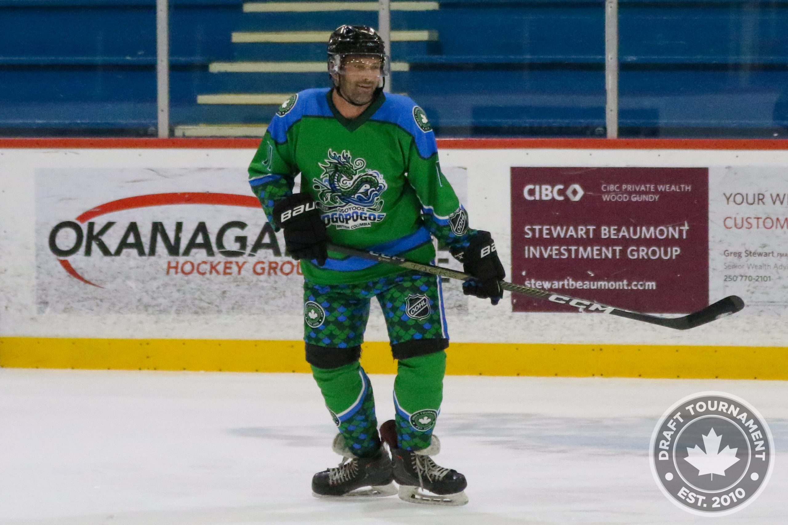 pentictonbcicehockeyrecbeerleaguetournamentexperiencecanada10